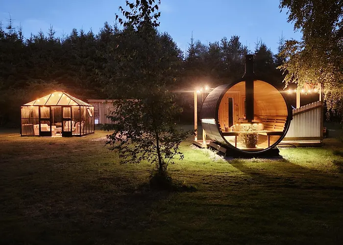 2-Bedroom, Fenced Yard, Sauna, 10 Min To Paernu