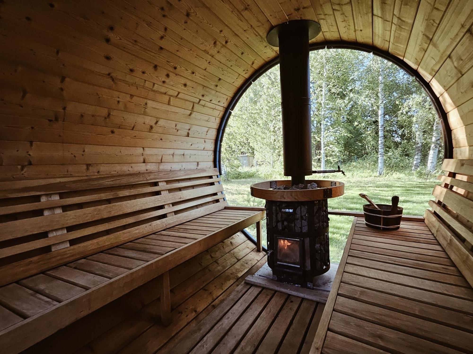Hébergement de vacances 2-bedroom, Fenced Yard, Sauna, 10 Min To *